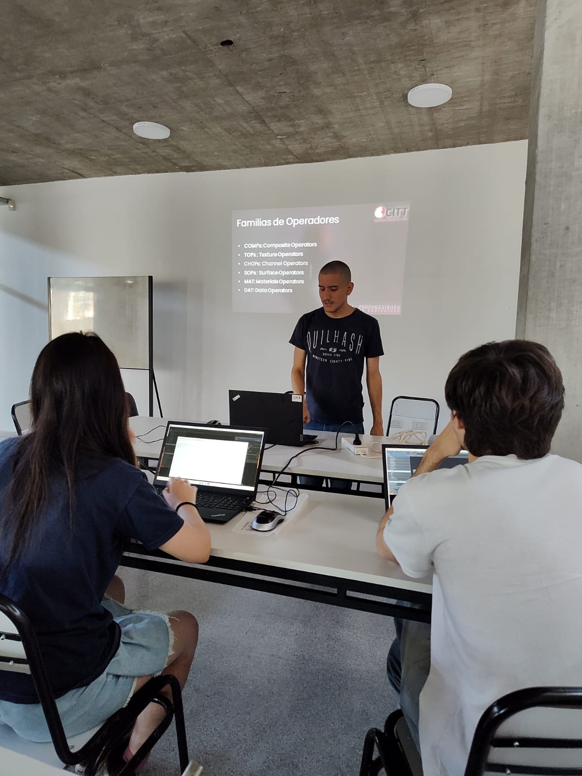 En este momento estás viendo Realización de encuentros con estudiantes interesados en participar de las porpuestas 2025